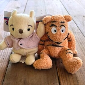 NWT DISNEY Vintage "Classic Winnie the Pooh & Tigger" Bean Bag Plush